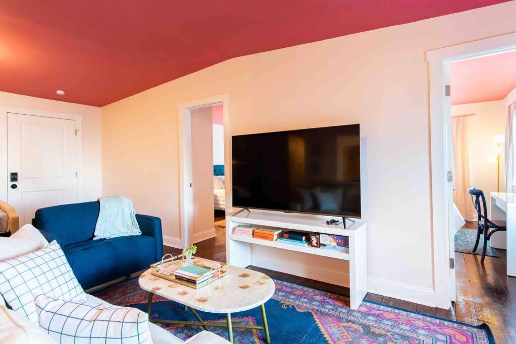Blush And Bashful Germantown Two Bedroom Apartment Louisville Exterior foto